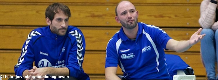 Handbalsters Hellas na duel met SEW boos op arbiters
