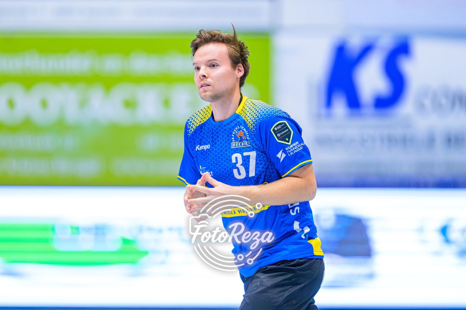 TOPDUEL TUSSEN BOCHOLT EN AALSMEER BOL VAN EMOTIES