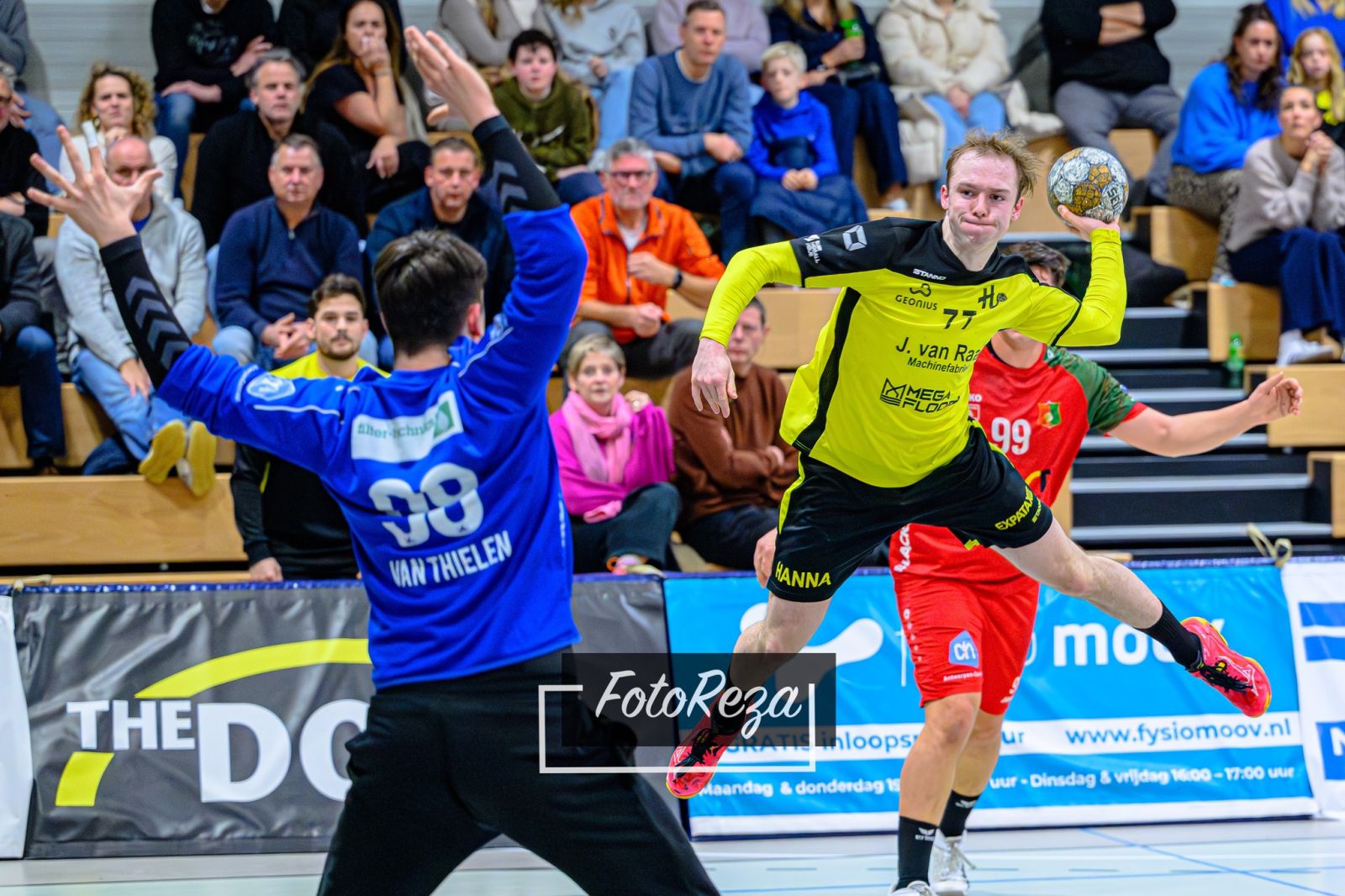 SASJA BEGINT MET WINST AAN PLAY OFFS