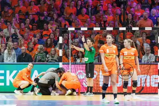 TELEURSTELLING GROOT: ORANJE IN VERLENGING ONDERUIT TEGEN FRANKRIJK