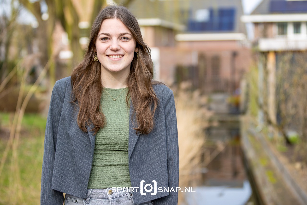 DE LIJDENSWEG VAN QUINTUS-KEEPSTER LOÏS VAN RUIJVEN NA BAL OP HET HOOFD