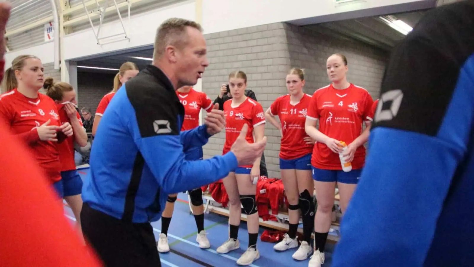 NIEUWE ZAP-TRAINER MARK NEEFT WIL TIJ KEREN NA ZWAAR SEIZOEN: ‘EERST WEER WINNEN’