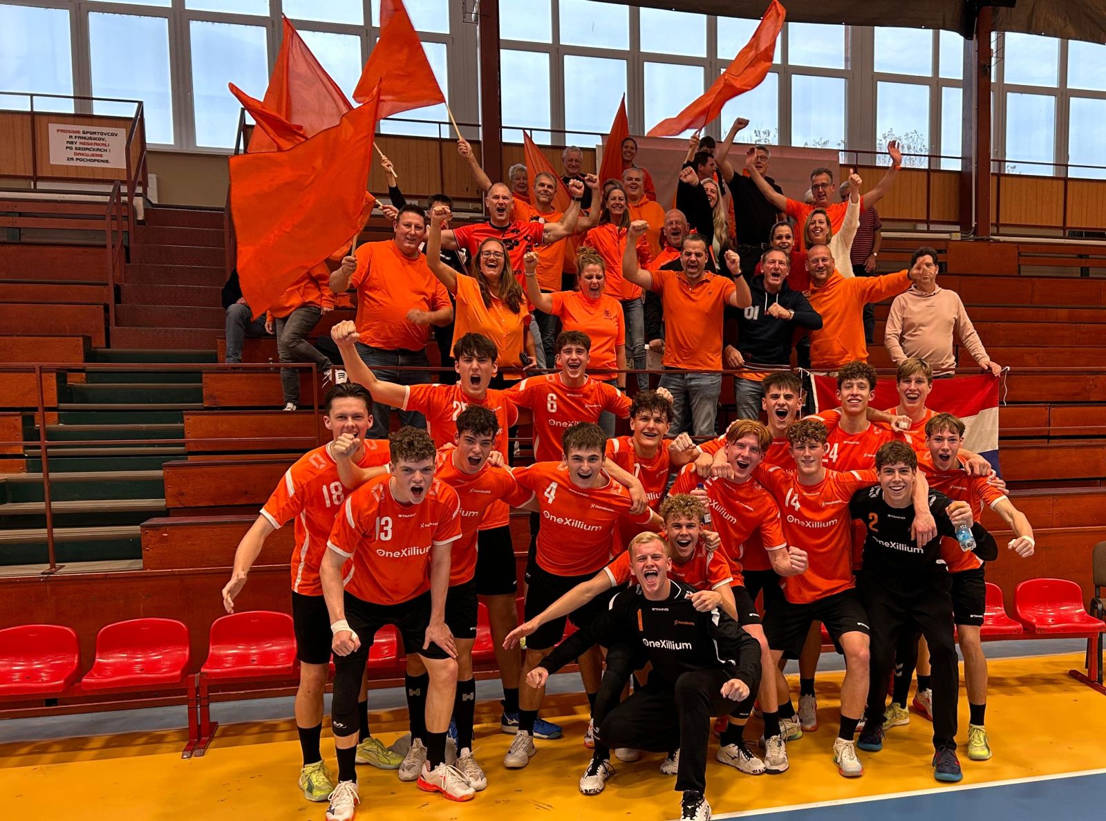 ORANJE U18 WINT EERSTE DUEL EK-KWALIFICATIE