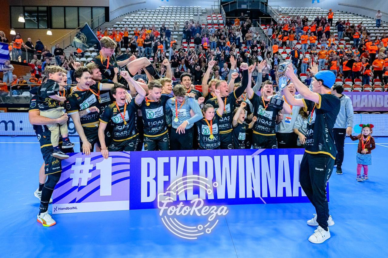 EERSTE BEKER VOOR KWIEK, NEGENDE VOOR AALSMEER