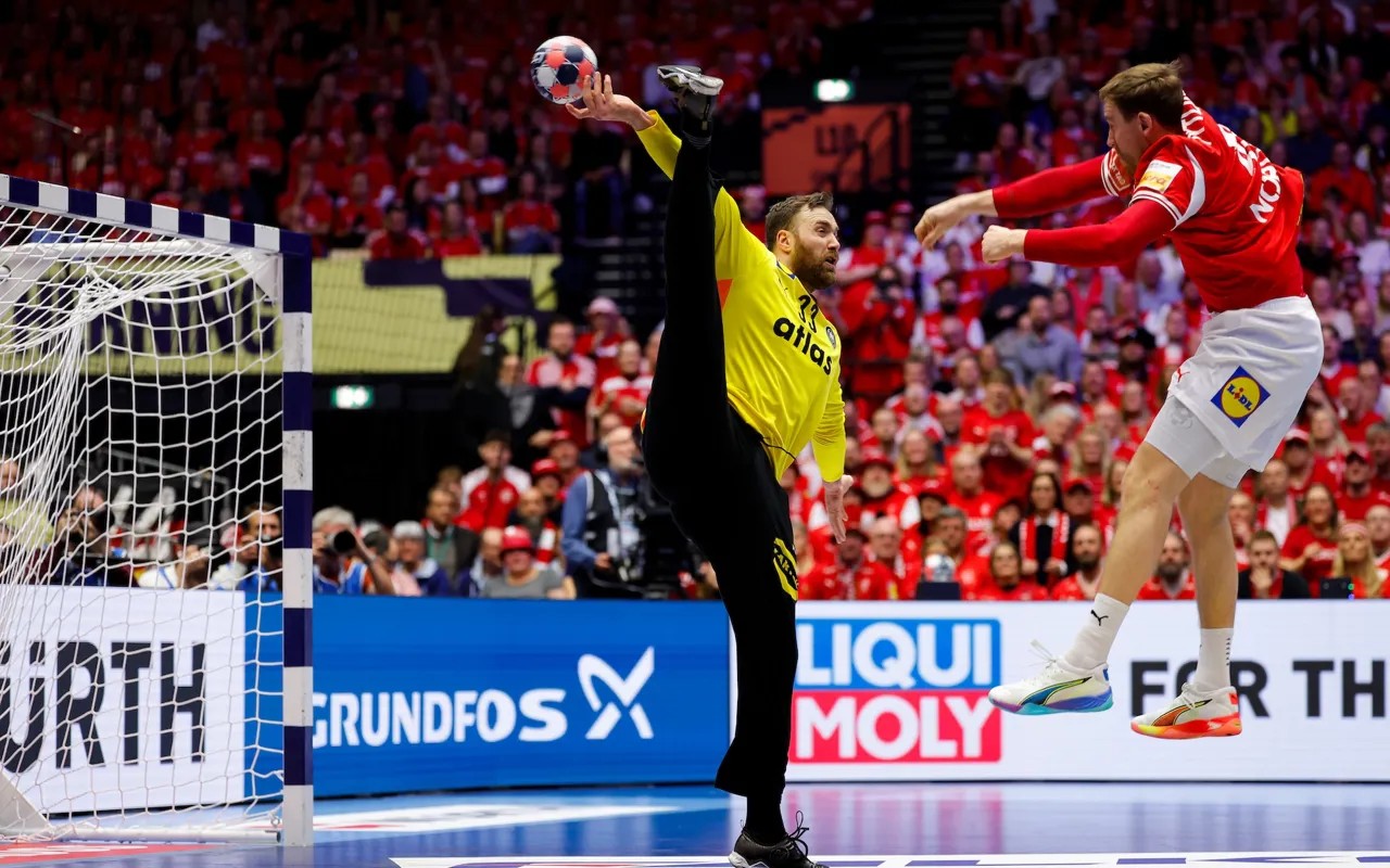 DAG 16: DENEMARKEN EUROPEES KAMPIOEN; KROATIË PAKT BRONS