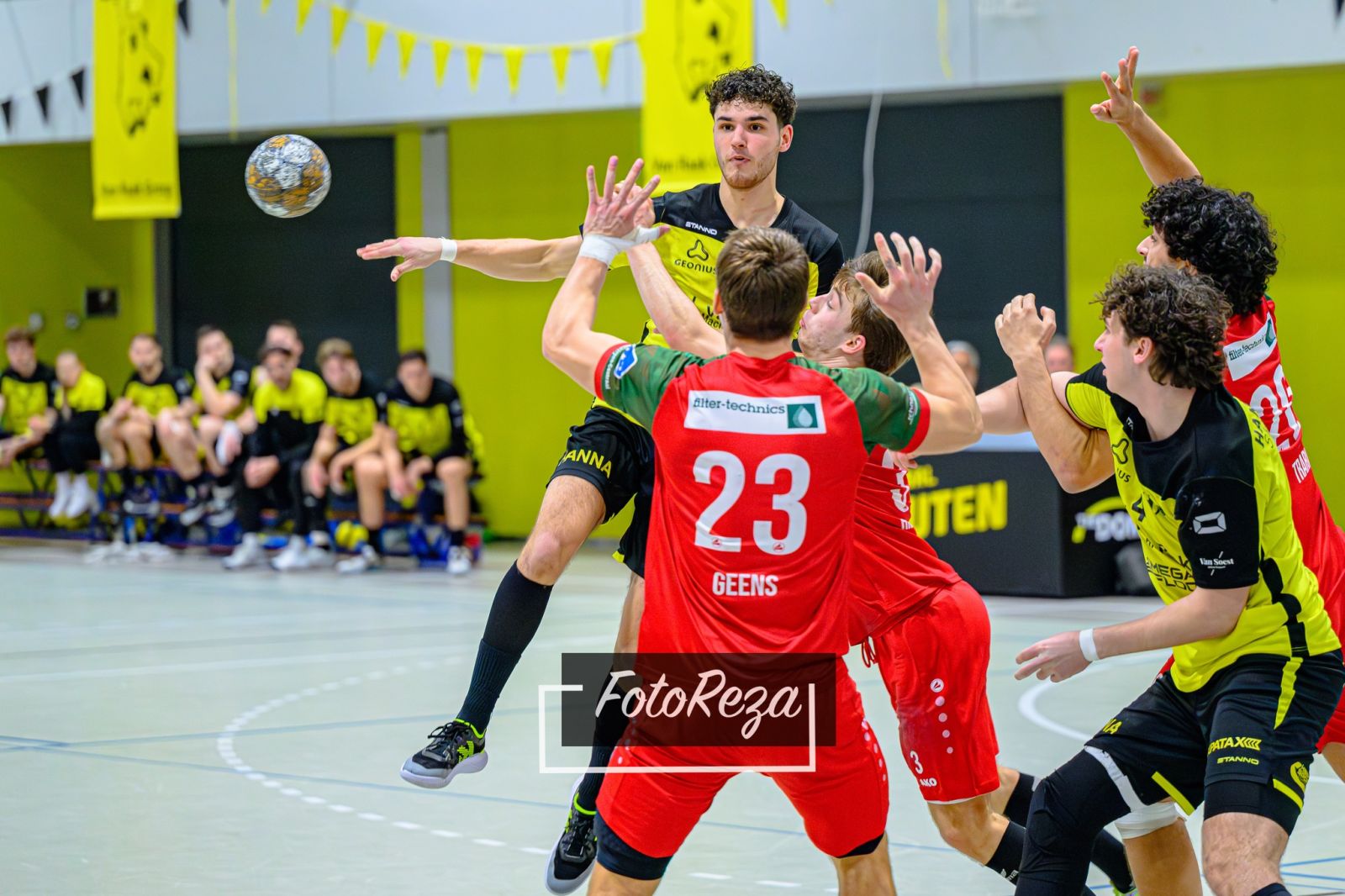 DITMAAL RUIME WINST SASJA OP KRAAINEM