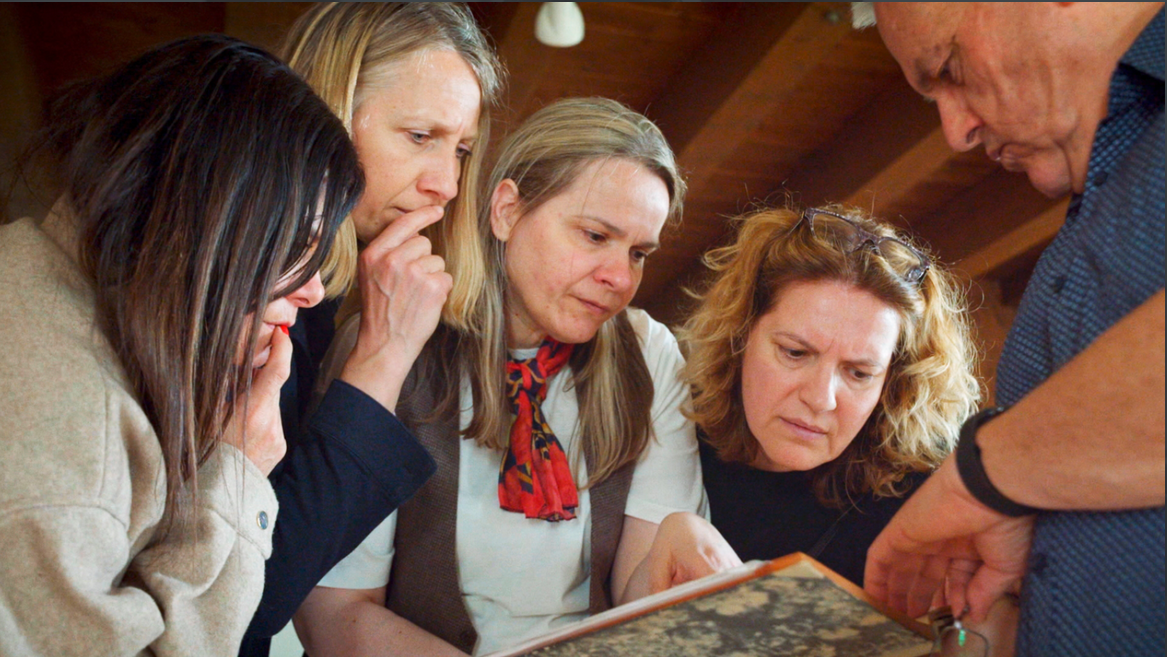 DE BUS NAAR MOSTAR: BIJZONDER VERHAAL VAN HANDBALTEAM DAT VLUCHTTE UIT JOEGOSLAVIË