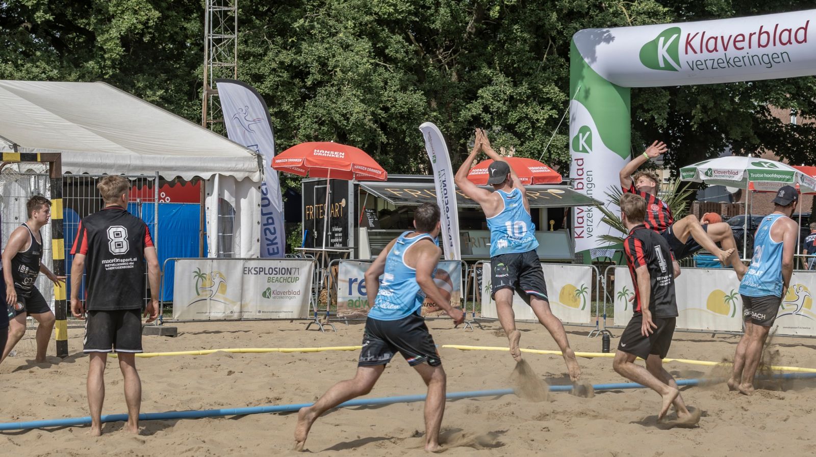 PRIMEUR OP BAKENBOS: ACHTSTE EDITIE EKSPLOSION ’71 BEACHCUP