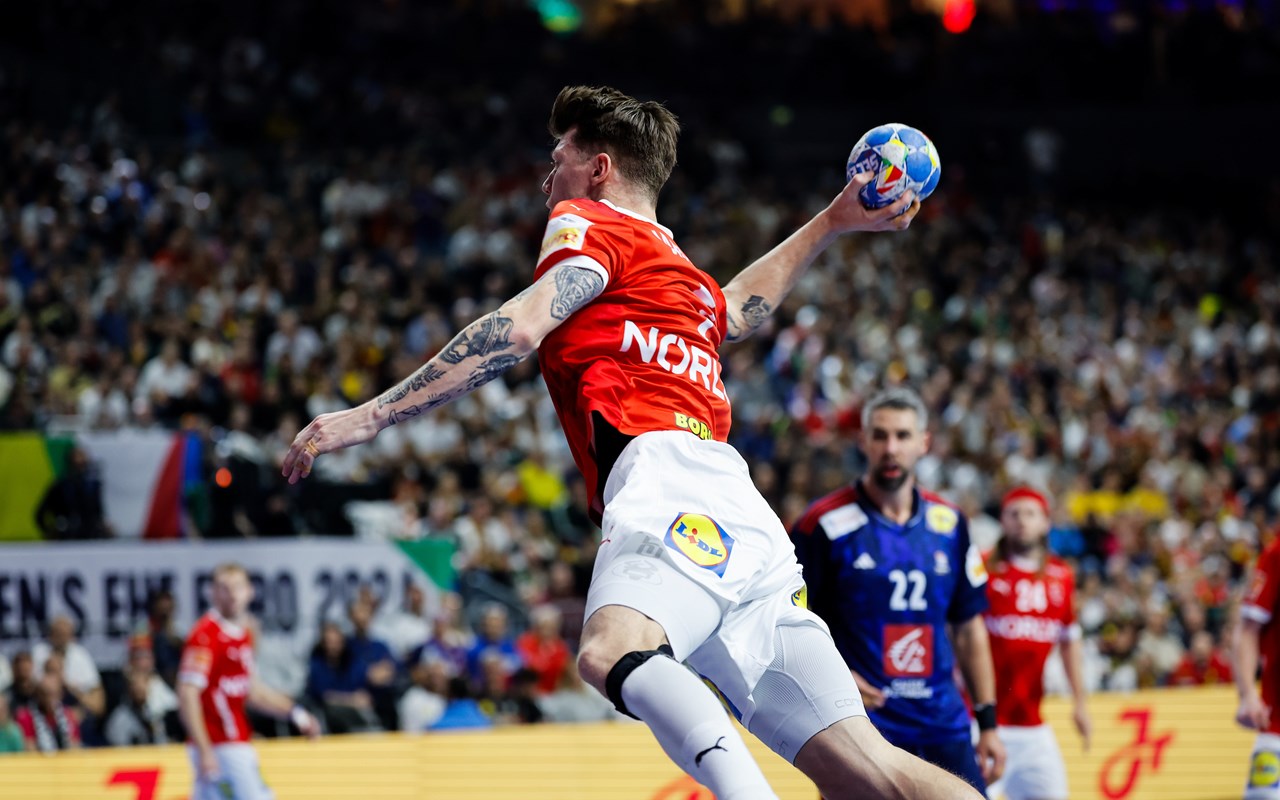 GOLDEN LEAGUE: TOPLAND DENEMARKEN MAATJE TE GROOT VOOR ORANJE