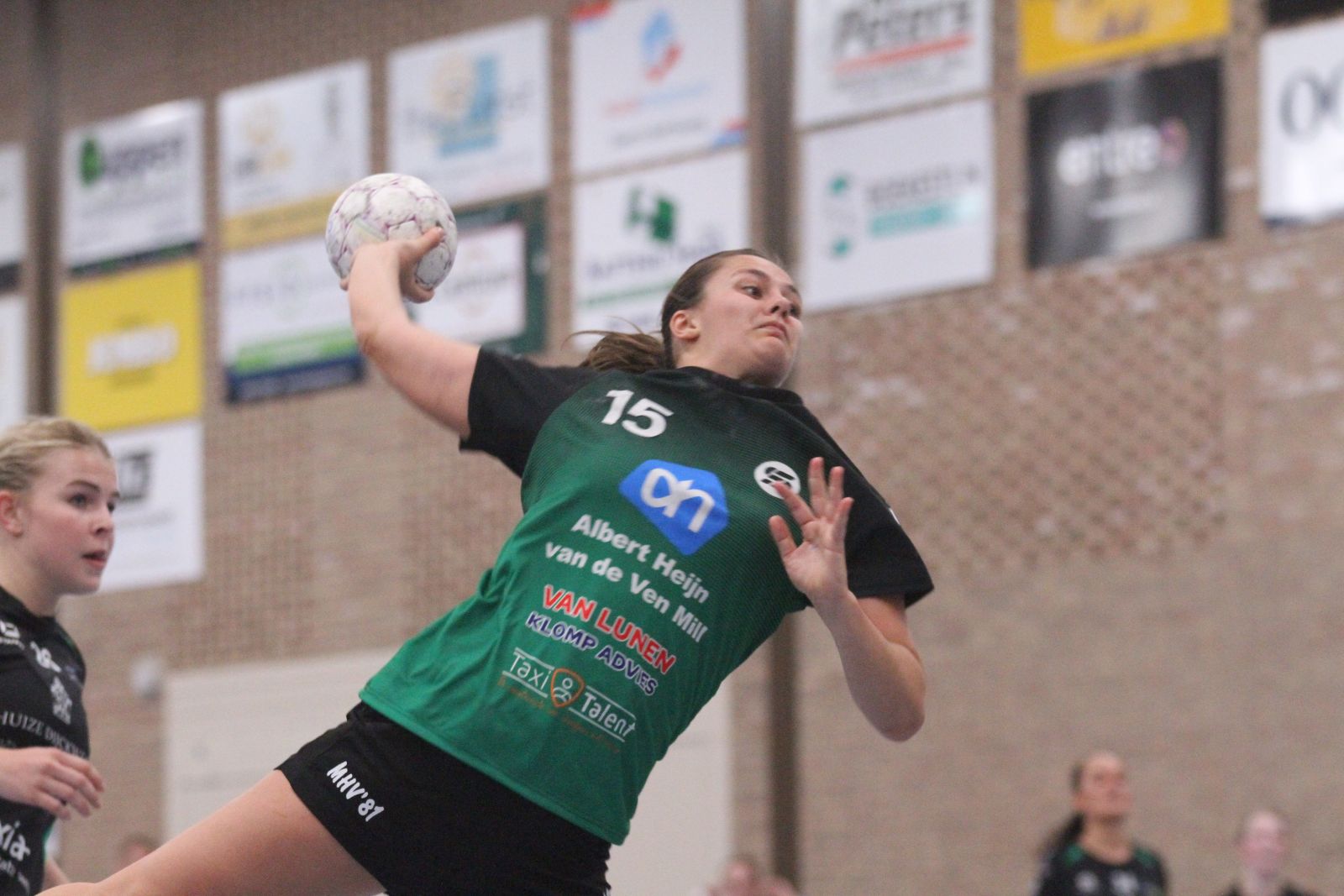 VERDIENDE ZEGE MHV’81 OP PROMOVENDUS GOED VOOR EERSTE PUNTEN