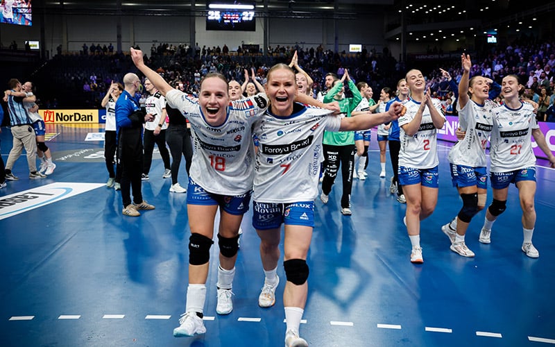 DAG 4: ELF PLOEGEN ZEKER VAN HOOFDRONDE