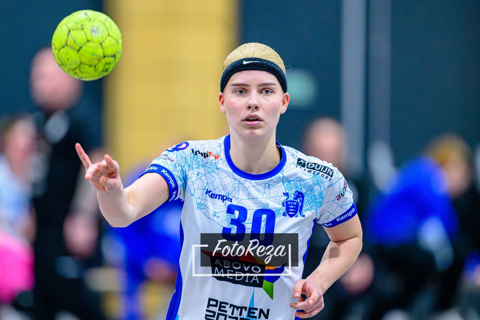 ORANJE U19 LAAT OOK SLOVENIË ACHTER ZICH; DUELS OM 17-24