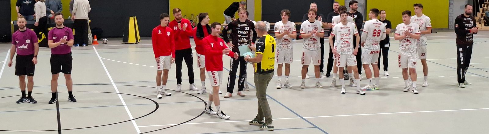 SPORTING PELT: OPENDEURDAGEN IN HOUTEN