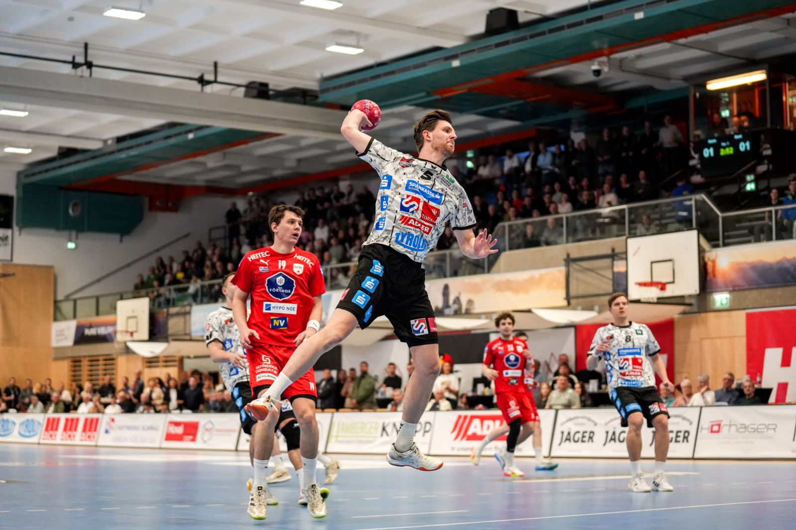 HET OVERZICHT zaterdag 7 maart