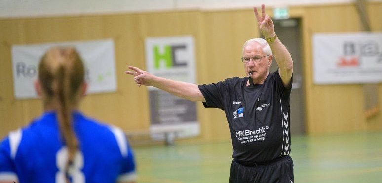 IN MEMORIAM: HANDBALSCHEIDSRECHTER JO NÜSSER (80) OVERLEDEN
