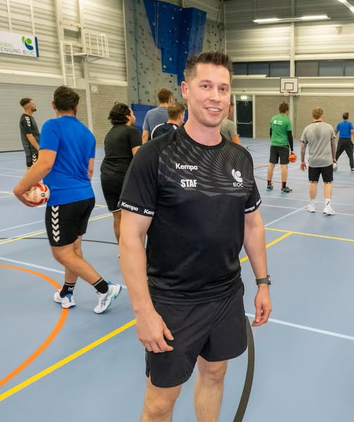 BERICHTJE BLAAST MANNENHANDBAL NIEUW LEVEN IN