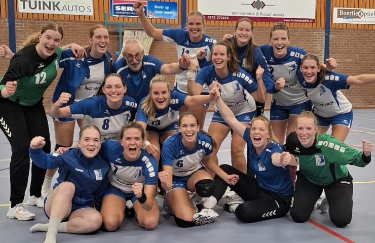 HET SALLANDS OVERZICHT: EINDELIJK WINST LHC