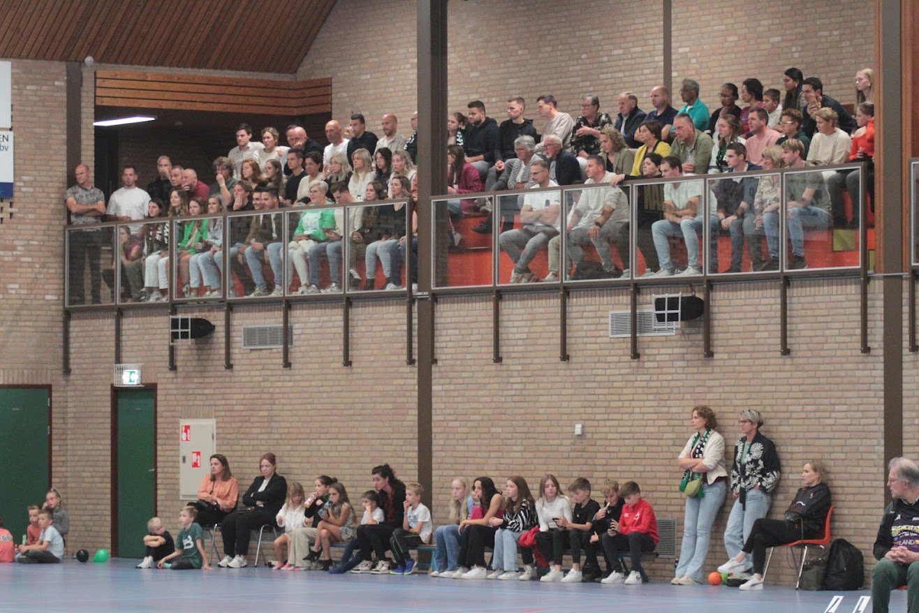 DE KOP IS ERAF VOOR MILLSE HANDBALSTERS IN EREDIVISIE ...