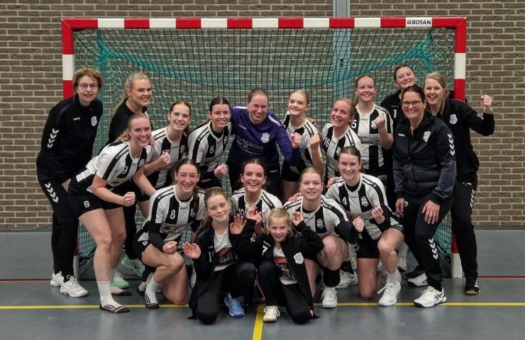 OPSTEKERS NIEUW HEETEN, ZWOLLE, BROEKLAND 2, DOMPERS WIJHE ’92, ACHILLES