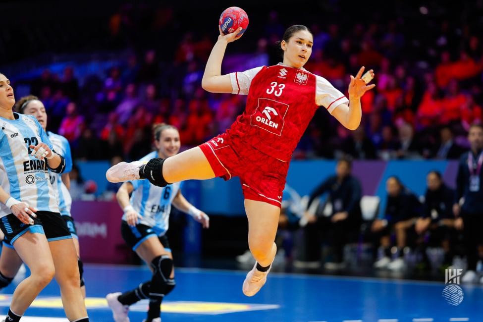 WK: POLEN MET WISSELENDE RESULTATEN