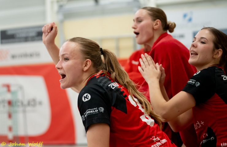 KWIEK OP TIJD BIJ DE LES NA VALSE START TEGEN FOREHOLTE