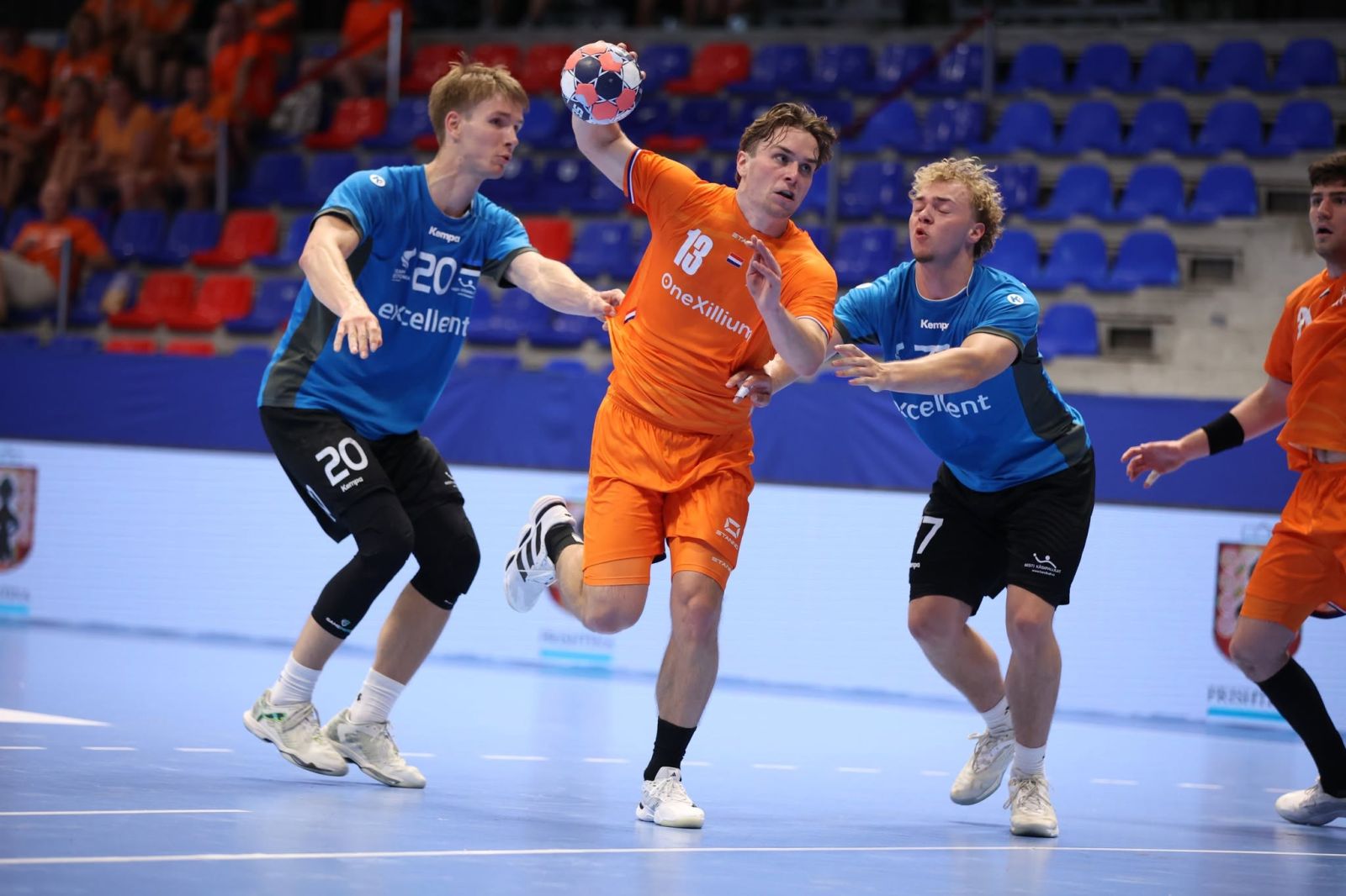 GELUKT! ORANJE U20 PROMOVEERT NAAR HOOGSTE EUROPESE NIVEAU