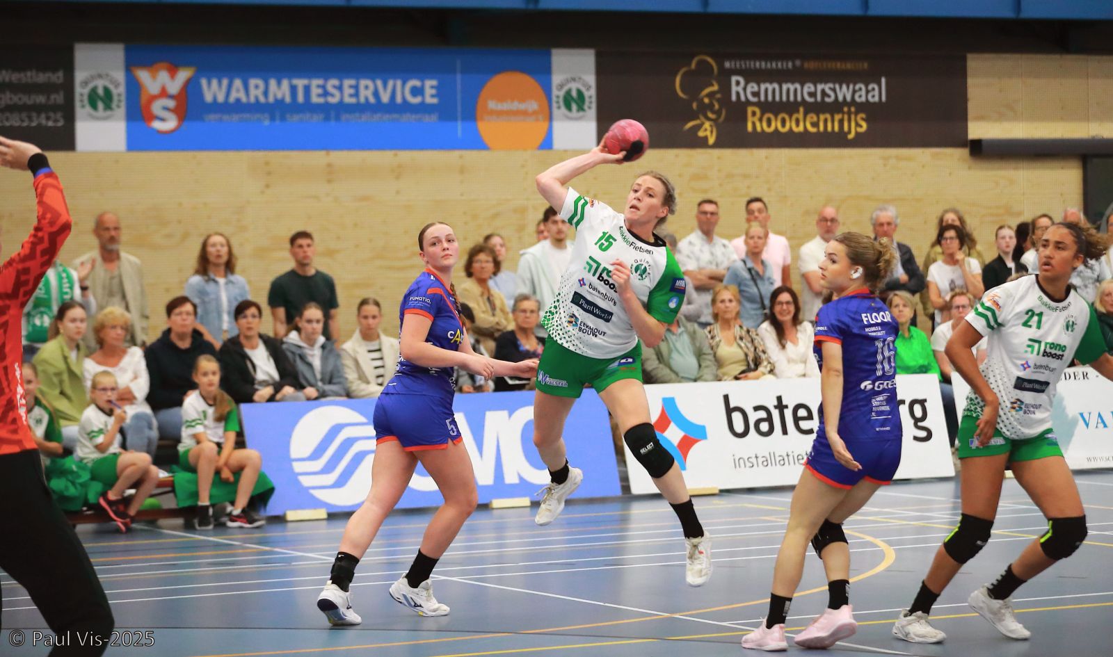 TESS VAN DER KNAAP MET QUINTUS OP PRIJZENJACHT