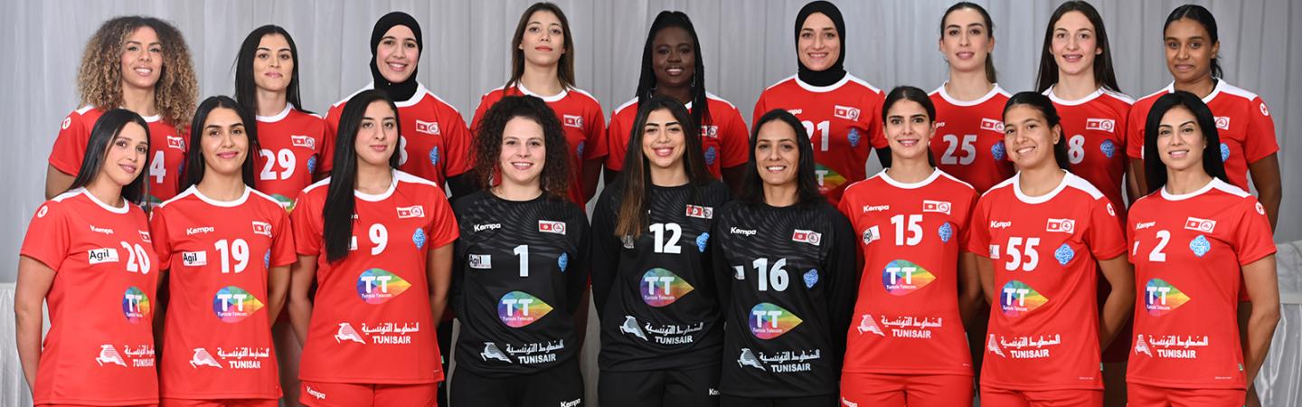 WK: ORANJE OPENT HOOFDRONDE TEGEN TUNESIË