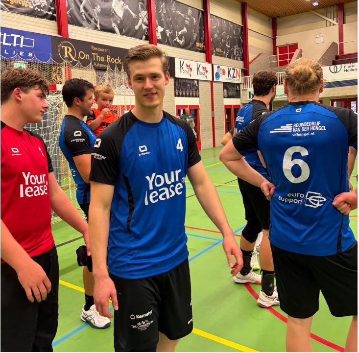 BDC-LHV BUIGT ACHTERSTAND OM, HANDHAAFT ONGESLAGEN STATUS