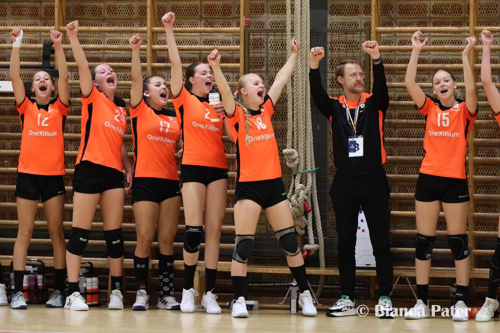 ORANJE U16; ZES ZEGES, TWEEMAAL VERLIES BIJ EUROPEAN OPEN; NEGENDE PLAATS PRIMA