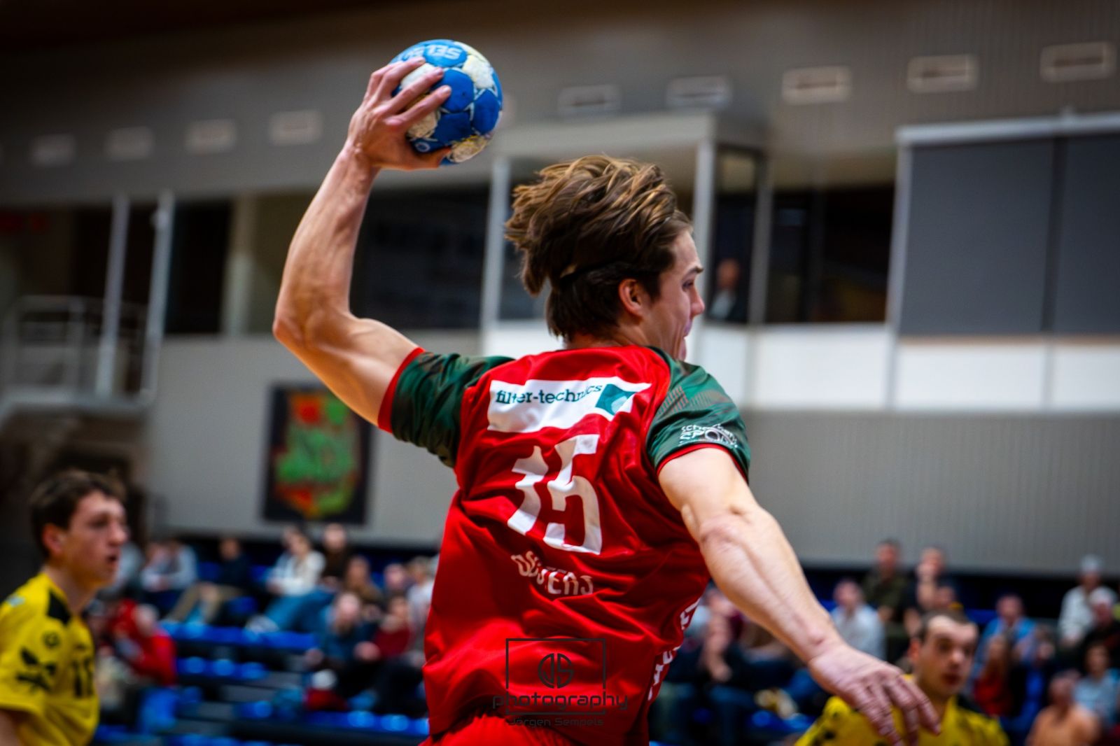 SASJA SLUIT 2025 AF MET ZEGE OP GENT