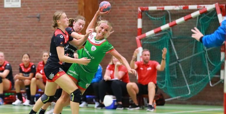 EVEN VRAGEN AAN - CARMEN RIEPE – VELO