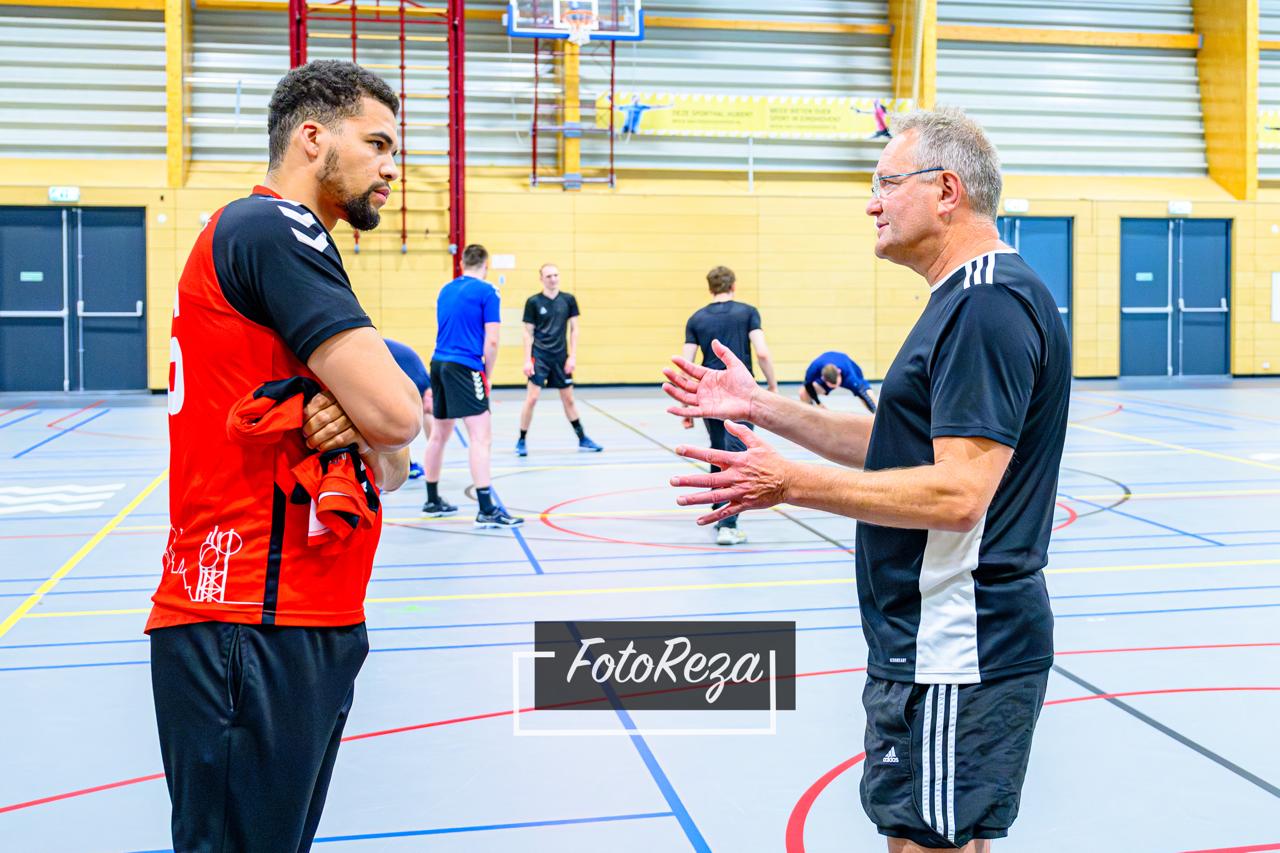 EPHRAHIM JERRY VERDER ALS PSV-TRAINER