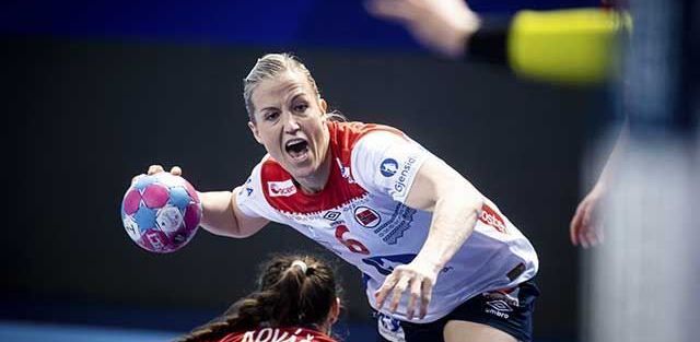 HEIDI LøKE: 'DROOM VAN MIJN ZOON OOIT TE HANDBALLEN BIJ VESPZREM'