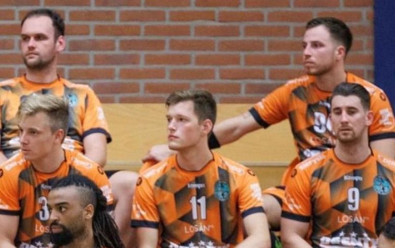 HURRY UP: SLECHTE GENERALE, GOEDE UITVOERING?