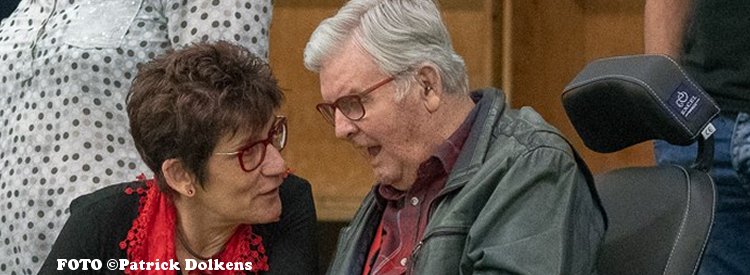 JAN ALMA, TOPTRAINER DIE HANDBAL OP DE KAART ZETTE, OVERLEDEN