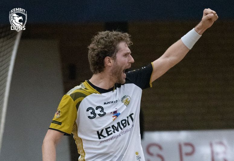 LIONS HEROVERT KOPPOSITIE, RUIME ZEGE OP HOUTEN