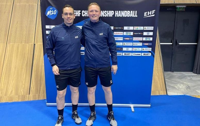 EHF-BADGE SCHEIDSRECHTERS JAAP KLOMPERS EN KOEN STOBBE