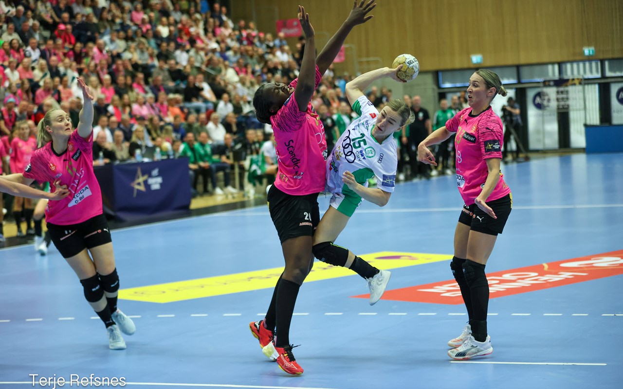 BEVO PAKT BELANGRIJKE PUNTEN IN DRENTHE; DFS ALS TWEEDE IN EREDIVISIE
