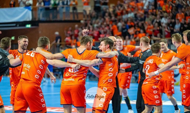 NEDERLAND LOOT GRIEKENLAND IN WK-PLAY OFF 2025