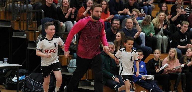 ACHILLES NEEMT TWEE PUNTEN MEE UIT VOERENDAAL
