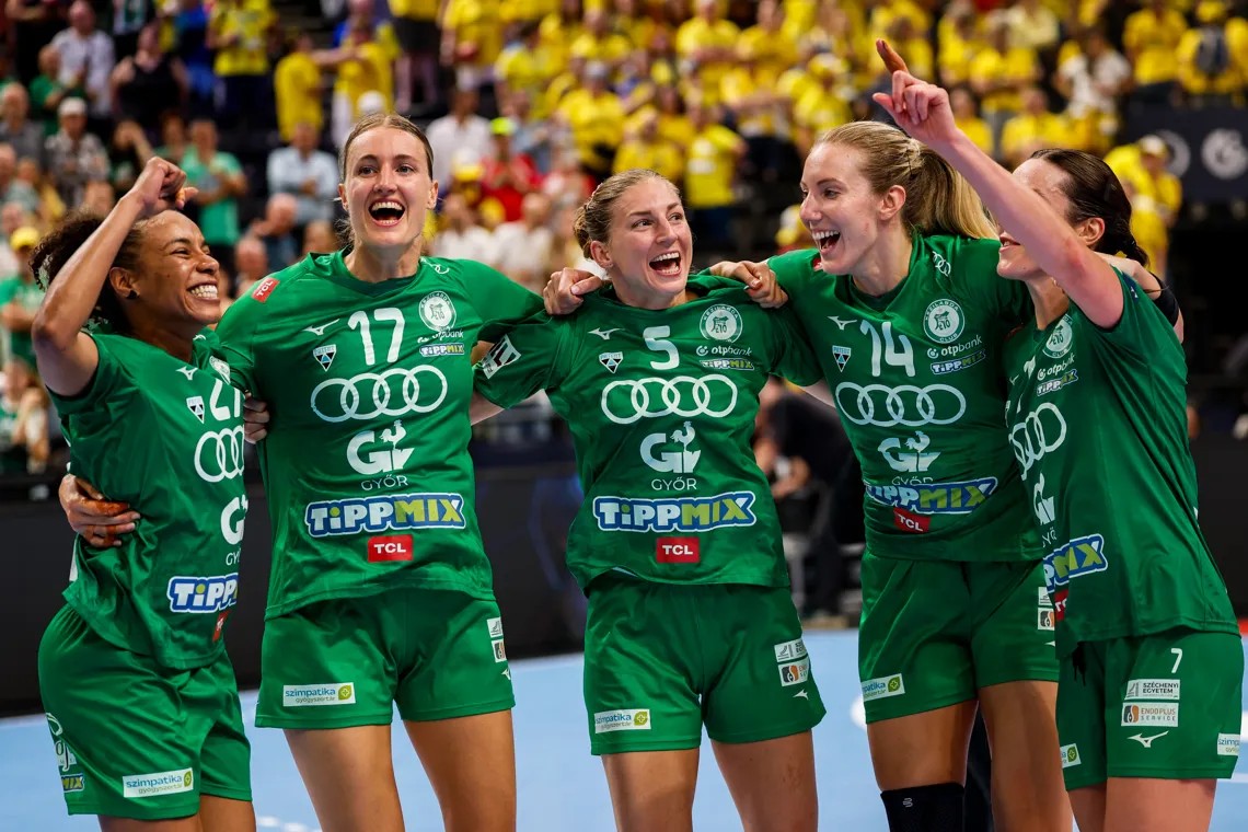 GROEPSINDELING CL SEIZOEN 2025/2026 MANNEN EN VROUWEN BEKEND