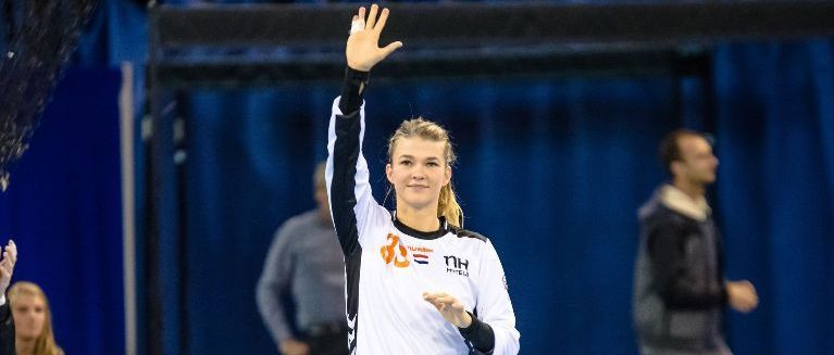 BEPERKT PROGRAMMA: RENTREE TESS LIEDER BIJ DORTMUND