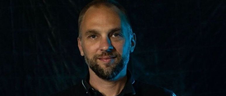 David den Hartog maakt staf Houten compleet