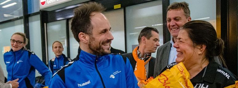 MAYONNADE STOPT ALS BONDSCOACH, TIJSTERMAN INTERIM
