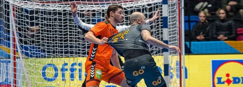 Robin Schoenaker met Krefeld in promotiecompetitie