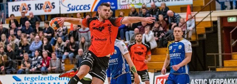 Drie handballende studenten leven als sjeiks op de Windraak