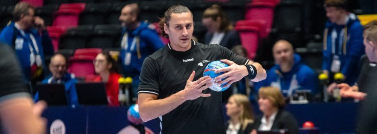Iso Sluijters kiest als jonge vader voor zekerheid in Polen
