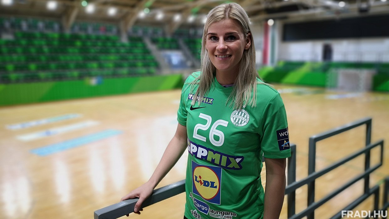 Tien treffers Angela Malestein in winnend toptreffen FTC met Györ