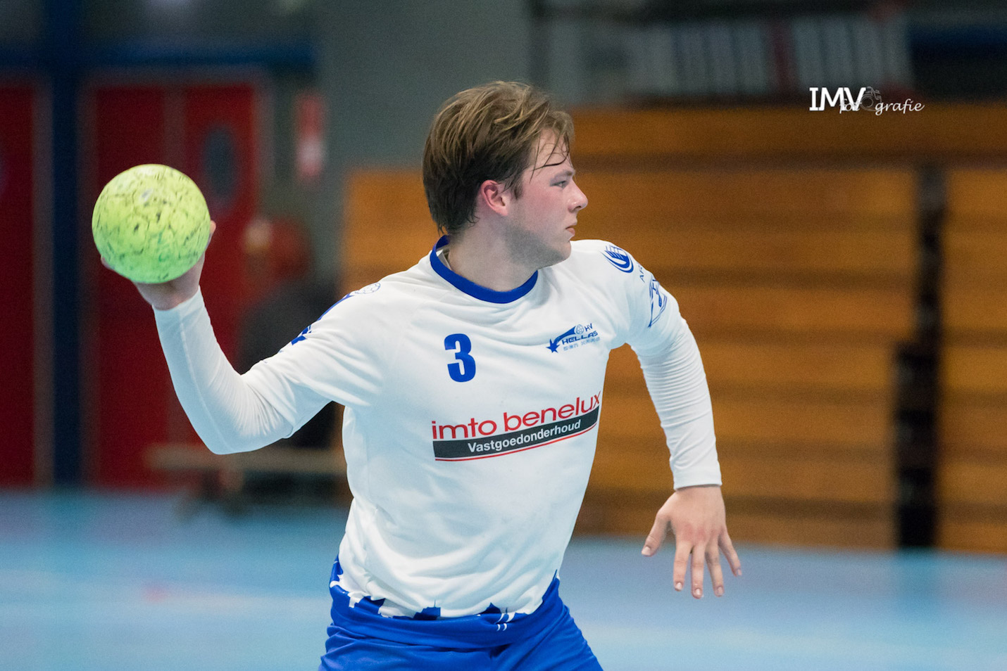 VOORLOPIG LAATSTE DERBY VOOR JESSE VAN DER LINDEN BIJ HELLAS
